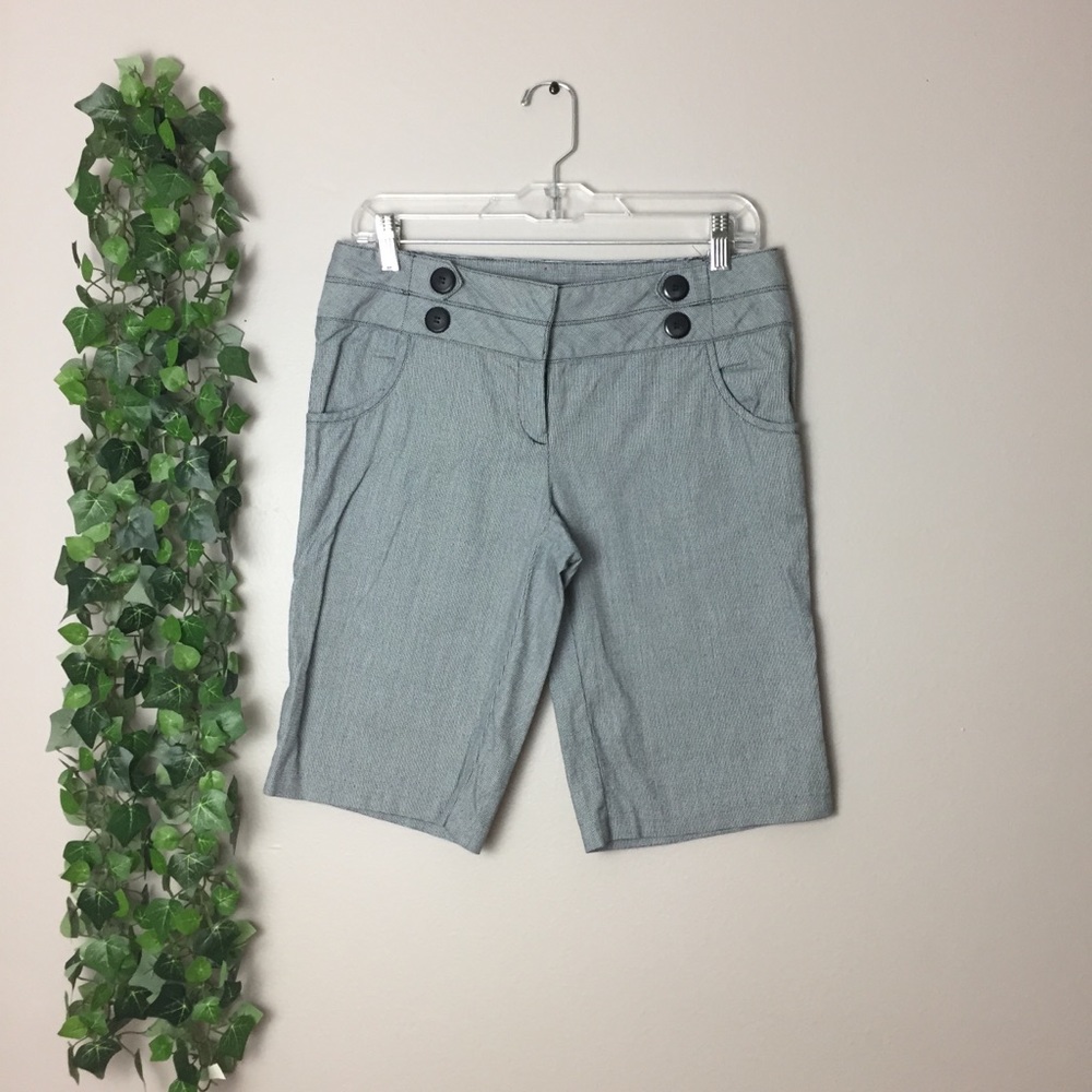 Joe Benbasset career shorts Sz 7 grey